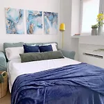 Cardano Blue Suite - 5 Min Da Stazione Centrale