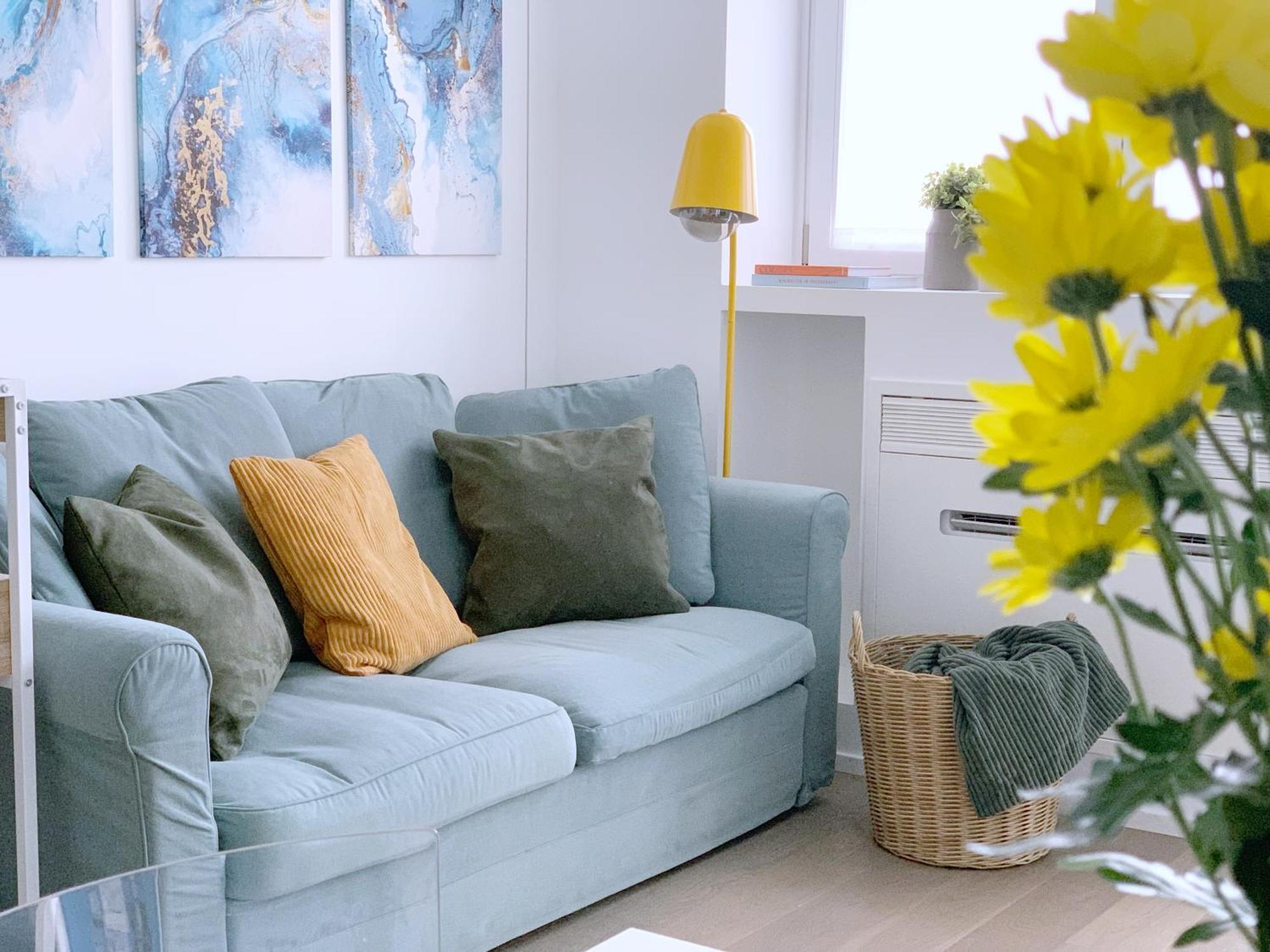 Cardano Blue - 5 Min Da Stazione Appartement